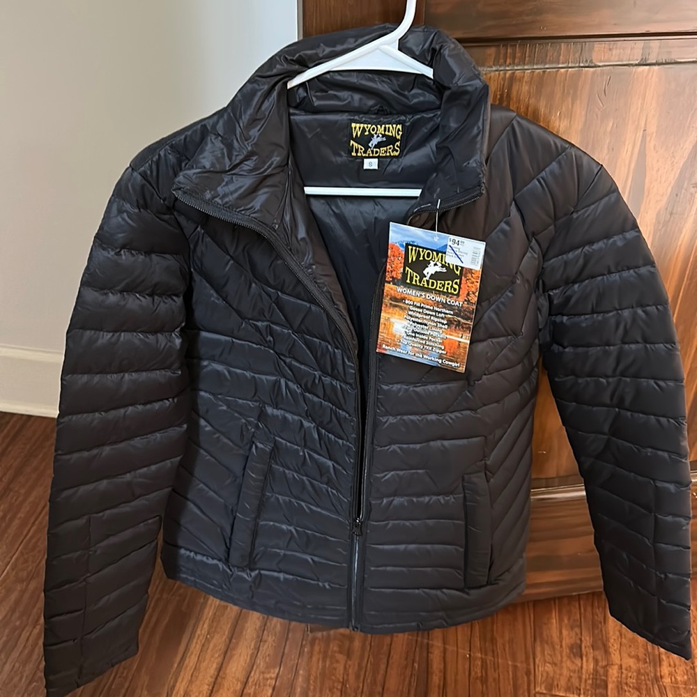 NEW Wyoming Traders Down black coat size small perfect for Ranchers